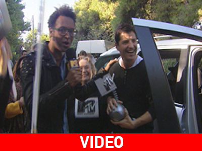 Δείτε τη φάρσα του MTV στον Σάκη Ρουβά