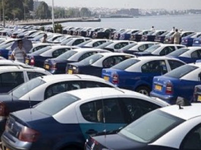 Τράβηξαν χειρόφρενο οι οδηγοί ταξί στην Θεσσαλονίκη