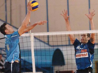 Βόλεϊ: Παλικαρίσια πρόκριση για τη Λαμία