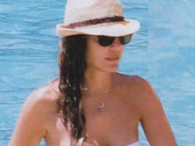 Χαλαρές βουτιές για τη Δέσποινα Βανδή στην Κεφαλονιά