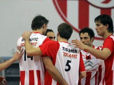 Δύσκολη νίκη για τον Ολυμπιακό στην Κυψέλη