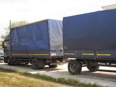 Πίσω από τις ζωοτροφές κρύβονταν παράνομοι μετανάστες