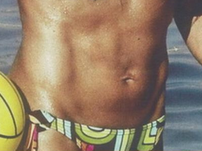 Οι κοιλιακοί της Ελένης