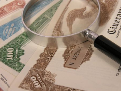 «Εξαίρεση» από το κούρεμα ιδιωτών με ομόλογα έως 100.000 ευρώ