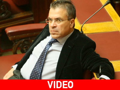 Ένας πολεμικός ανταποκριτής στο «Τρεις λαλούν…»