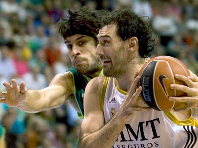 Στα προημιτελικά η Ρεάλ, 77-75 την Εφές στην Τουρκία