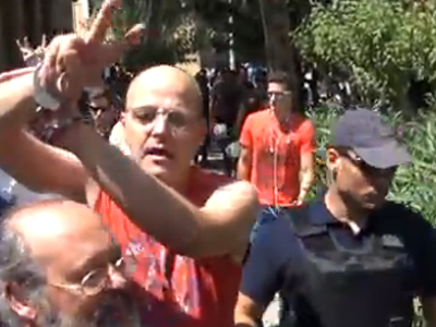 O κρεοπώλης των… τζάμπο