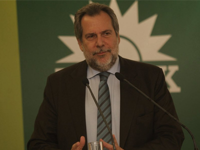 Επίσημα υποψήφιος πρόεδρος του ΠΑΣΟΚ Επίσημα υποψήφιος πρόεδρος του ΠΑΣΟΚ