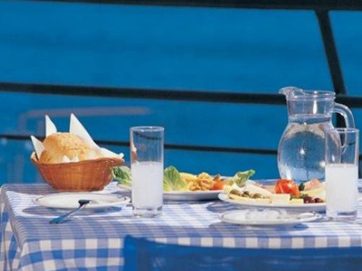 Ένας στους 10 μείωσε τις τιμές