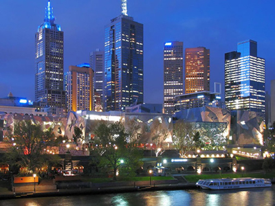 Συγκίνηση στα αποκαλυπτήρια μνημείου Έλληνα μετανάστη