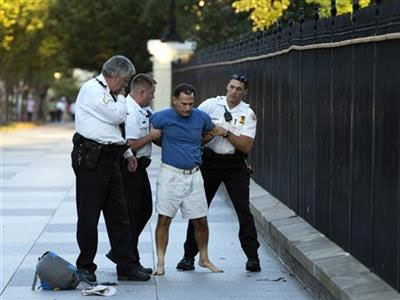 Άνδρας επιχείρησε να εισβάλει στον Λευκό Οίκο