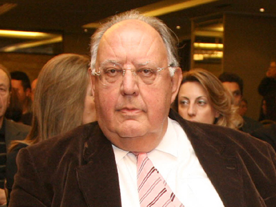 Καθύβρισαν τον Πάγκαλο