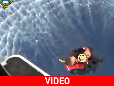 Συγκλονιστική διάσωση ναυαγών από Super Puma