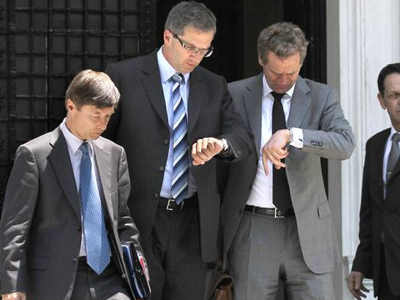 Ανοικτά μέτωπα στο Υπ. Οικονομικών