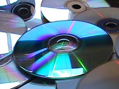 Θα «πλημμύριζε» την αγορά με πλαστά cd