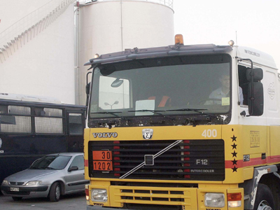 Άρχισε ο ανεφοδιασμός