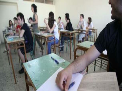 Πανελλαδικές: Σε τέσσερα μαθήματα διαγωνίζονται σήμερα οι υποψήφιοι