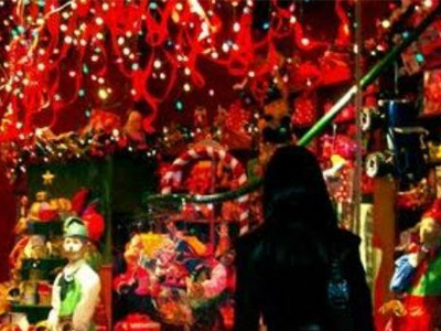 Σε λίγες ημέρες το εορταστικό ωράριο στα καταστήματα