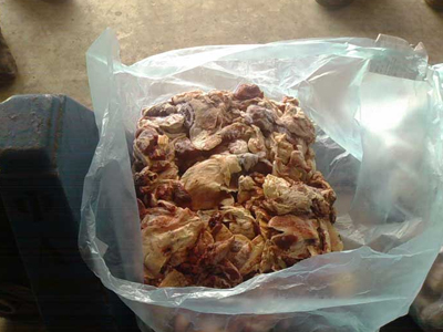 «Σάπια» τρόφιμα εντοπίστηκαν σε ψητοπωλείο της Μακύνειας