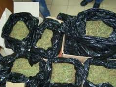 Το σακίδιο έκρυβε ναρκωτικά