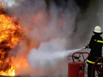 Μολότοφ σε βαγόνι του τραμ στο ΣΕΦ