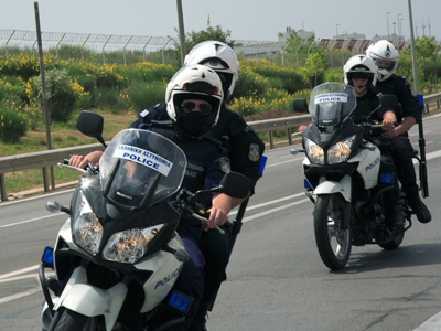 Σκηνές Φαρ Ουέστ στη Λ. Συγγρού