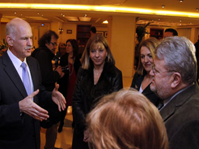 Δείπνο εργασίας Παπανδρέου με ευρωβουλευτές της Σοσιαλιστικής Ομάδας του ΕΚ