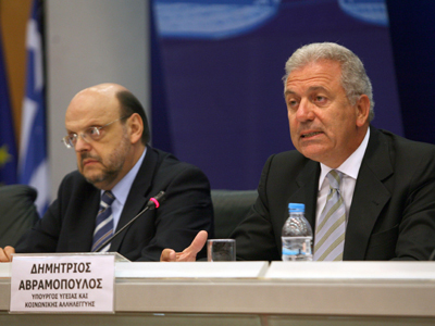 «Τοπίο στην ομίχλη» με το άνοιγμα των σχολείων