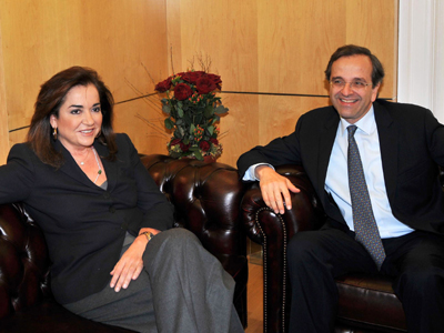 «Όχι» της Ντόρας στον Σαμαρά