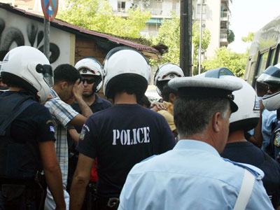 Ένταση στα Εξάρχεια – Νέα επιχείρηση “σκούπα” της ΕΛΑΣ