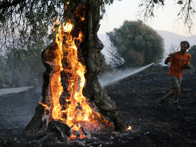 Σύλληψη 42χρονου για εμπρησμό στη Μεταξάδα