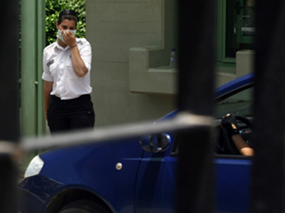 Τρία τα σοβαρά κρούσματα της νέας γρίπης