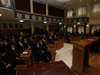 Συγκαλείται η Ιερά Σύνοδος για τα οικονομικά