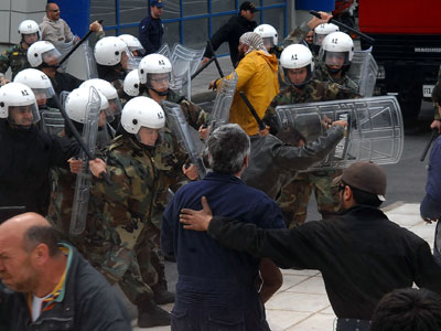 ΚΚΕ: «Φάνηκε το αληθινό πρόσωπο της κυβέρνησης»