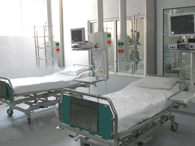 Ανοίγουν 60 νέες κλίνες σε ΜΕΘ