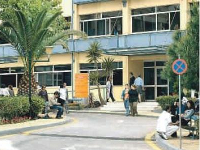 Καταγγελία: “Σπρώχνουν” τους ασθενείς σε ιδωτικές κλινικές