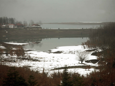Στα λευκά και η Καρδίτσα!