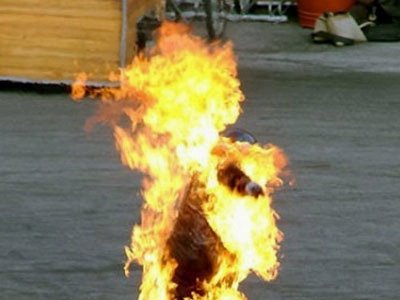 Ηλικιωμένη αυτοπυρπολήθηκε