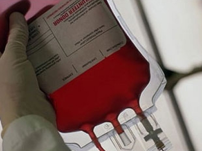 Μεταφέρουν αίμα… με ταξί και μηχανάκια