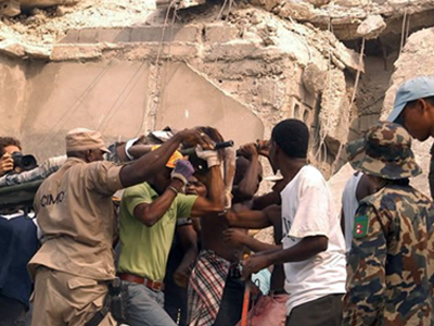 Στους 300.000 οι νεκροί στην Αϊτή