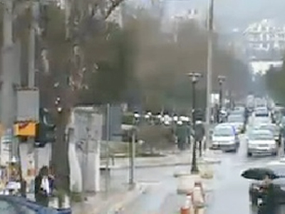 Την παρέμβαση της αστυνομίας ζήτησε και ο πρύτανης του ΑΠΘ