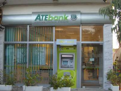 Ληστεία από «4» στη Βάρη