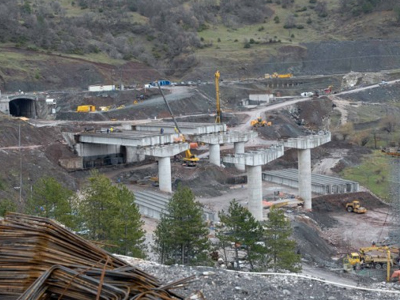 «Μαύρα» Χριστούγεννα για 40 εργαζομένους