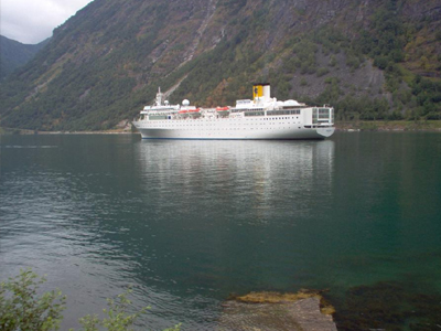 Και στην Κεφαλονιά κρουαζιερόπλοιο με ύποπτο κρούσμα