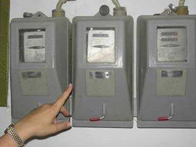 Πατέρας και γιος έκλεβαν ρεύμα