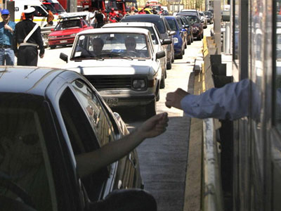 Παίρνουν «φωτιά» τα διόδια