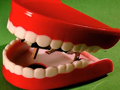 Στα… σαγόνια του αντιδημάρχου