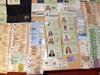 «Εργαστήριο» πλαστογραφίας στον Κολωνό