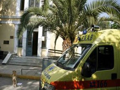 Σιδερένια πόρτα καταπλάκωσε νυχτοφύλακα