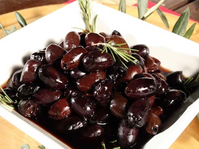 Μπλόκο σε ελιές… με δάκο